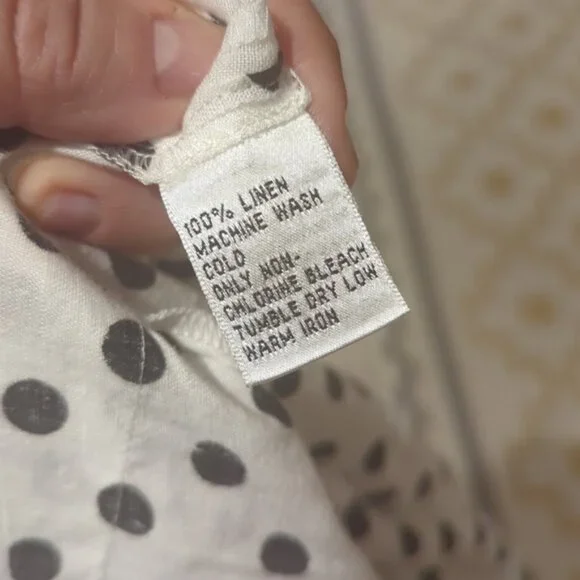 TALBOTS TOP WHITE AND BLACK POLKADOT 3/4 SLEEVE 12W - Picture 4 of 4